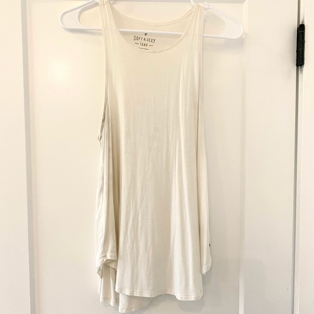 American Eagle Flowy Tank